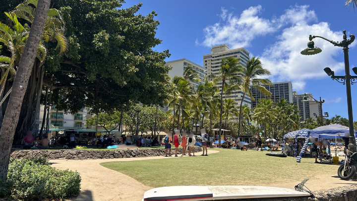 ワイキキのクヒオ・ビーチパーク補修に100万ドル寄付