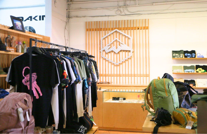 カイルアの人気アパレル店、アイランドスノーに限定ポップアップショップが登場