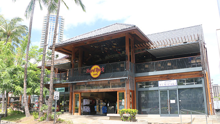 オーシャンビューで楽しむロコモコ＆シーフード