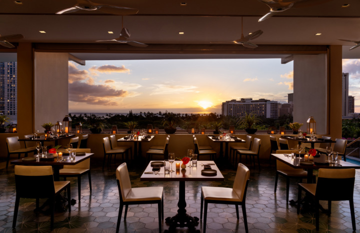 リッツ・カールトン・レジデンス ワイキキビーチに新しいレストラン、ソレラがオープン