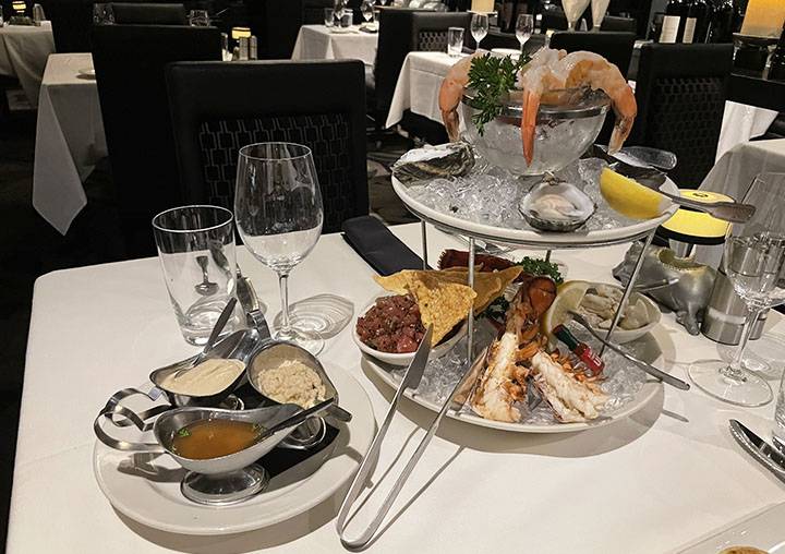 モートンズステーキハウス