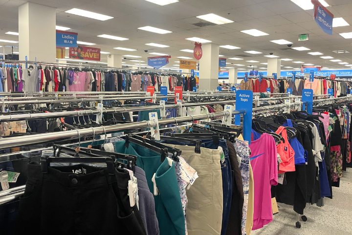 ロス・ドレス・フォー・レス